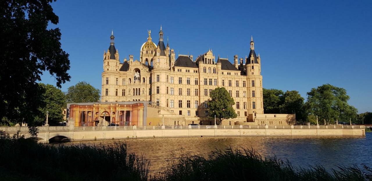 Ferienwohnung Am Schweriner See Raben Steinfeld 외부 사진